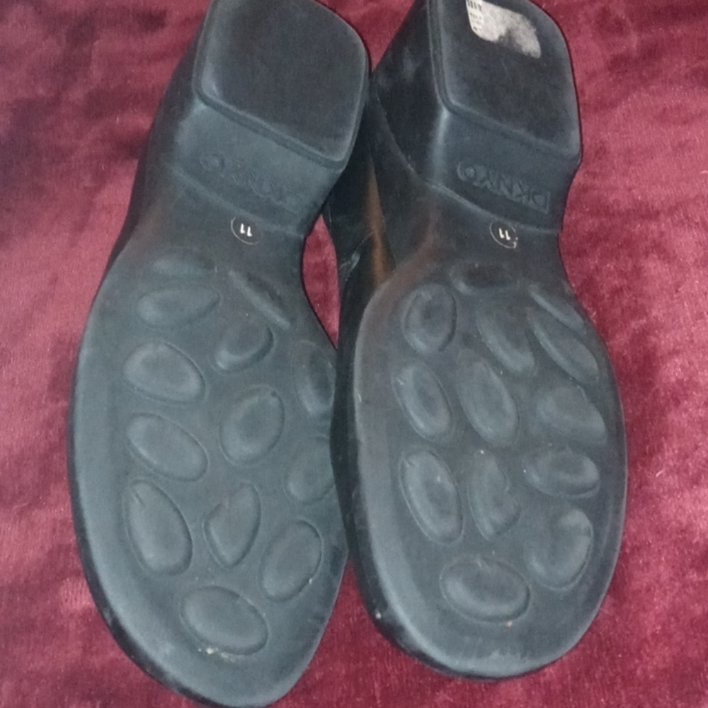 DKNY shoes - Picture 3 of 4
